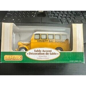Lemax  Christmas Village School Bus Collection Country Day 2007 Retired